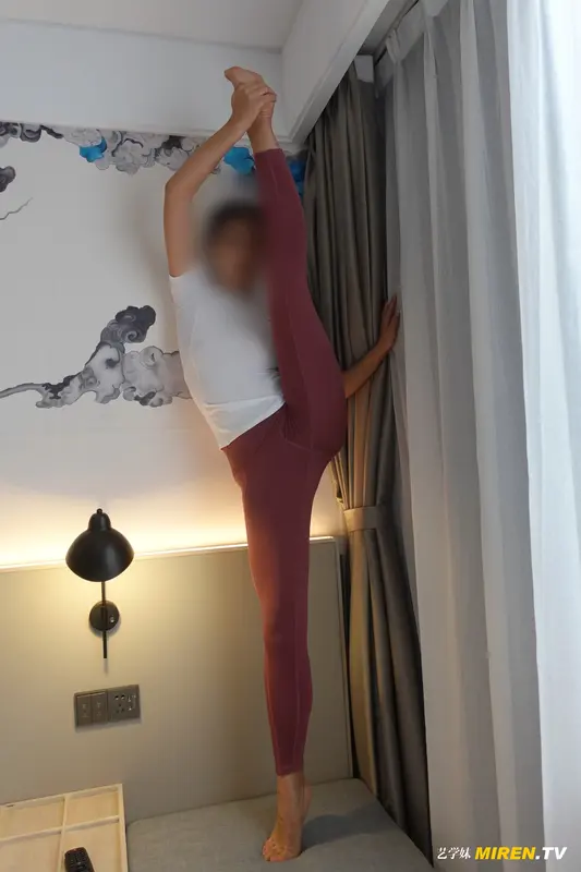 [ROSI艺学妹]2020.08.18 NO.175 - ROSI